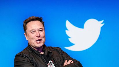 Viernes 28/10, Elon Musk concreta la compra de Twitter