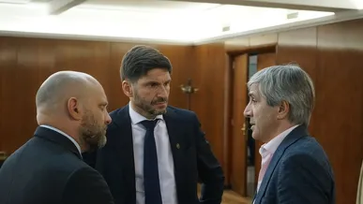 El gobernador de Santa Fe cruzó al ministro de Economía por sus dichos. El gobernador de Santa Fe cruzó al ministro de Economía por sus dichos. 