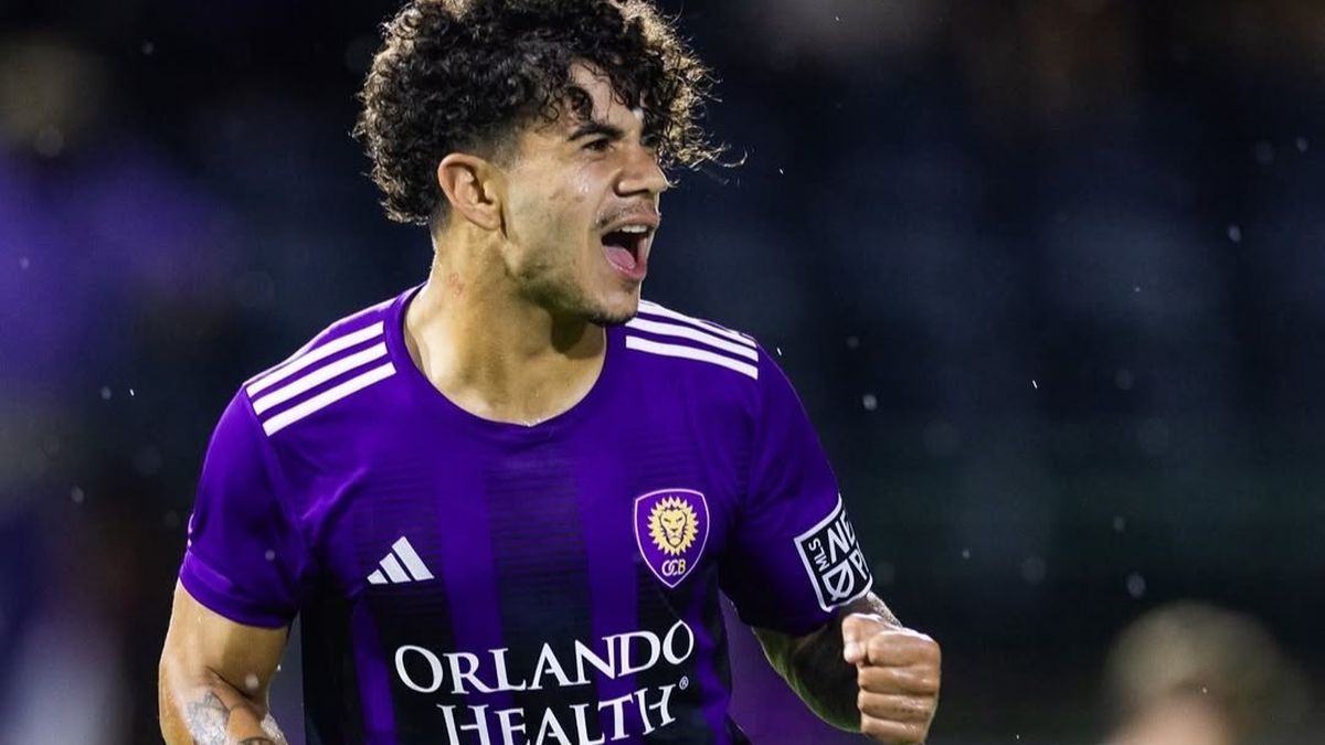 Wilfredo Rivera tiene 22 años Wilfredo Rivera tiene 22 años