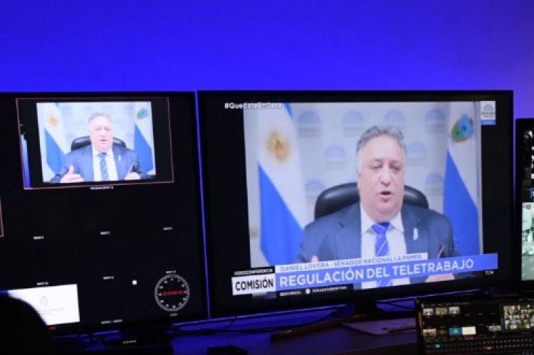 El presidente de la Comisión de Trabajo y Previsión Social, Daniel Lovera (Foto Twitter: @SenadoArgentina).