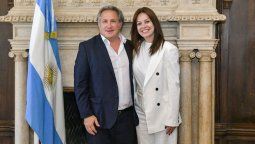 Sandra Pettovello junto a Pablo de la Torre, desplazado secretario del área social de su ministerio.&nbsp;