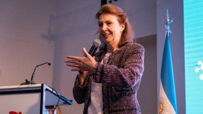Diana Mondino se va metiendo: choque de agenda con UCR