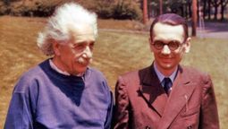 Allá por los 40, Kurt Gödel le probó a la ciencia que es posible viajar en el tiempo. Y aunque Albert Einstein lo reconoció, su teoría pasó sin pena ni gloria. Allá por los 40, Kurt Gödel le probó a la ciencia que es posible viajar en el tiempo. Y aunque Albert Einstein lo reconoció, su teoría pasó sin pena ni gloria.