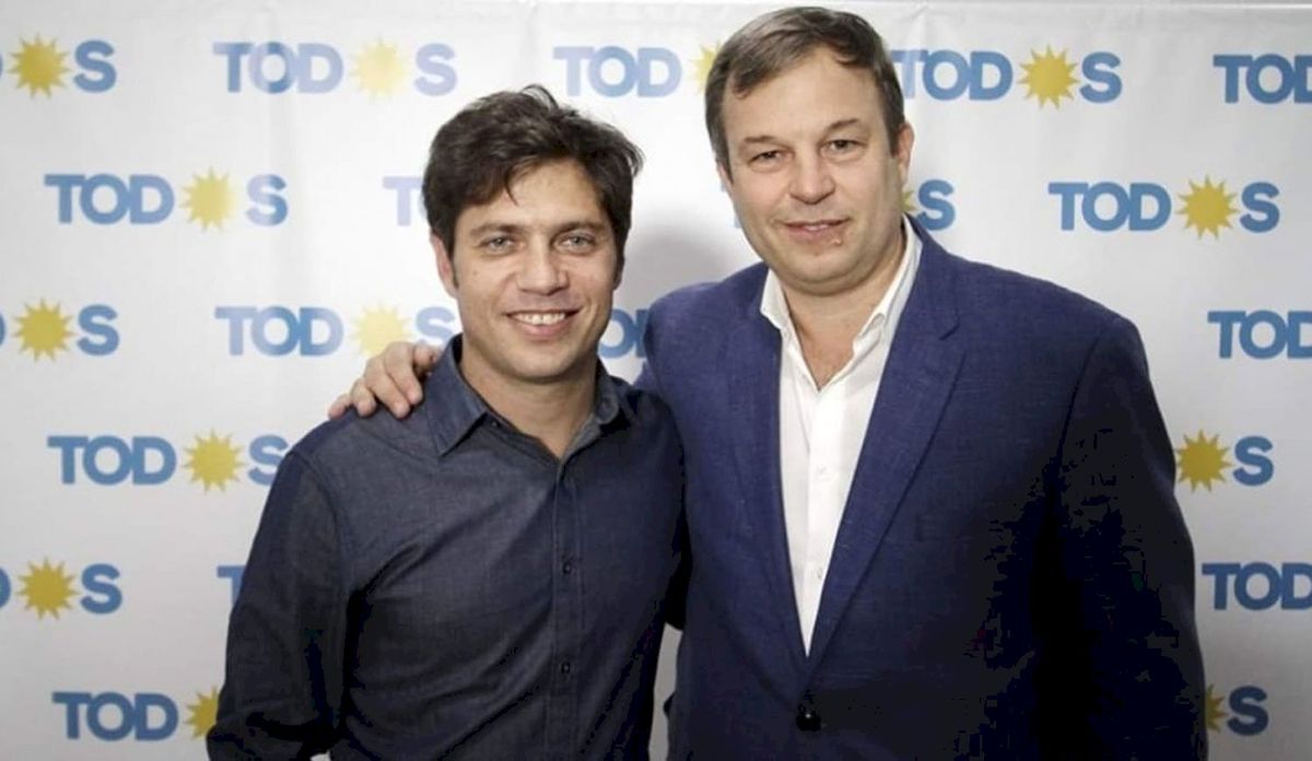 Mariano Cascallares y Axel Kicillof: Todo fluye. Mariano Cascallares y Axel Kicillof: Todo fluye.