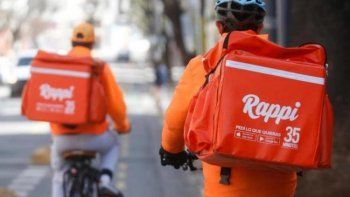 Los delivery quedarán afuera de la reforma laboral: Proponen un régimen