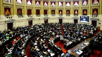 escandalo en el congreso: ahora bienes personales y art. 82