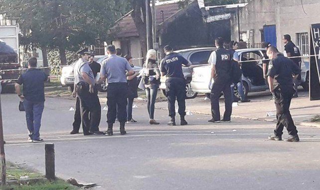 Vecinos de las mujeres asesinadas se movilizaron para pedir justicia.