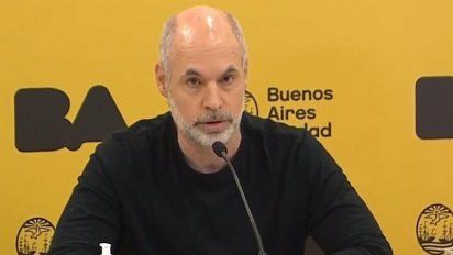 Docentes sin vacunar: Otra vez, Alberto se la 'dejó en bandeja' a R. Larreta