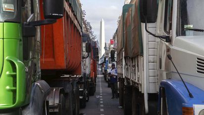 Gasoil: Promesa de YPF, 'camionazo' y caos de tránsito
