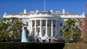 El hallazgo de polvo blanco, presunta cocaína, sacudió a la Casa Blanca. El hallazgo de polvo blanco, presunta cocaína, sacudió a la Casa Blanca.