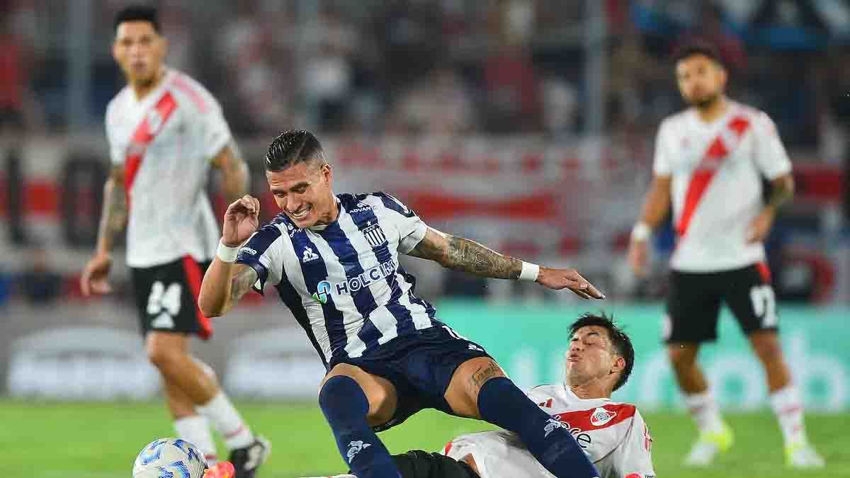 River Plate y Talleres de Córdoba están envueltos en dudas de cara a la disputa de la 13era fecha del Torneo Apertura, Marcelo Gallardo no encuentra el rumbo. River Plate y Talleres de Córdoba están envueltos en dudas de cara a la disputa de la 13era fecha del Torneo Apertura, Marcelo Gallardo no encuentra el rumbo.