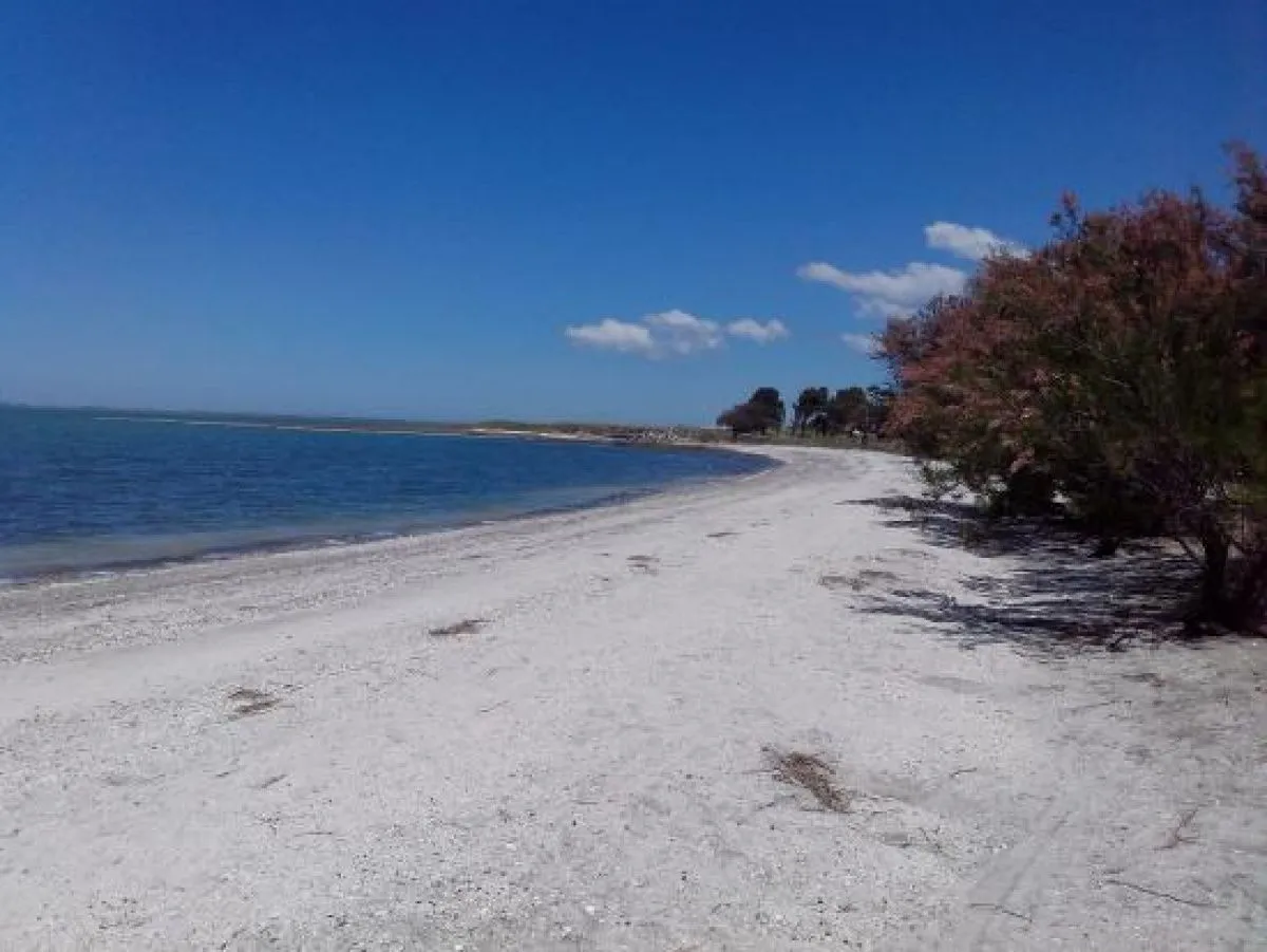 Una playa de Buenos Aires donde predomina la tranquilidad. Una playa de Buenos Aires donde predomina la tranquilidad.