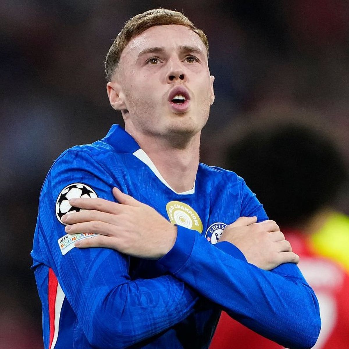 Cole Palmer, el compañero de Enzo Fernández en Chelsea, quiere marcharse al Manchester United. Cole Palmer, el compañero de Enzo Fernández en Chelsea, quiere marcharse al Manchester United.