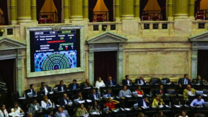 Guzmán celebra: Diputados aprobó el proyecto de Deuda Externa y solo resta el ok del Senado