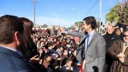altText(Urtubey convoca a Bordet a Consenso Federal: “La Argentina necesita muchos hombres como él”)}