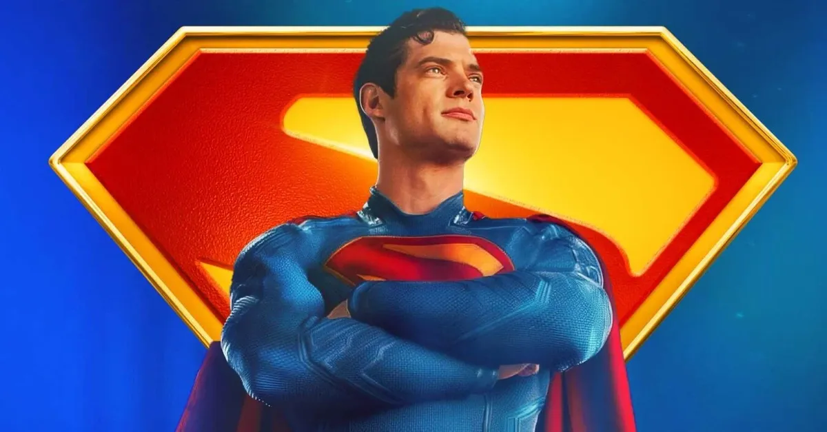 Superman sigue firme en taquilla pero pronto estará en formato digital, complicando así sus números. Marvel aprovecha el hueco para ganar terreno.