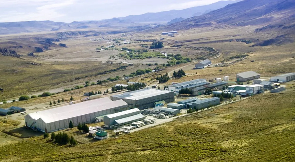 El extrabajador cumplió tareas en la planta que INVAP S.E. tiene cerca de Pilcaniyeu desde 1982.