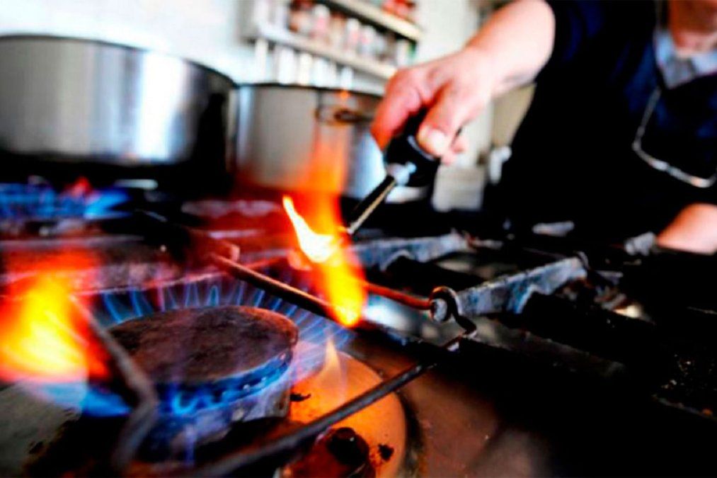 Tarifas de gas: El golpe que llega en abril y enciende la bronca