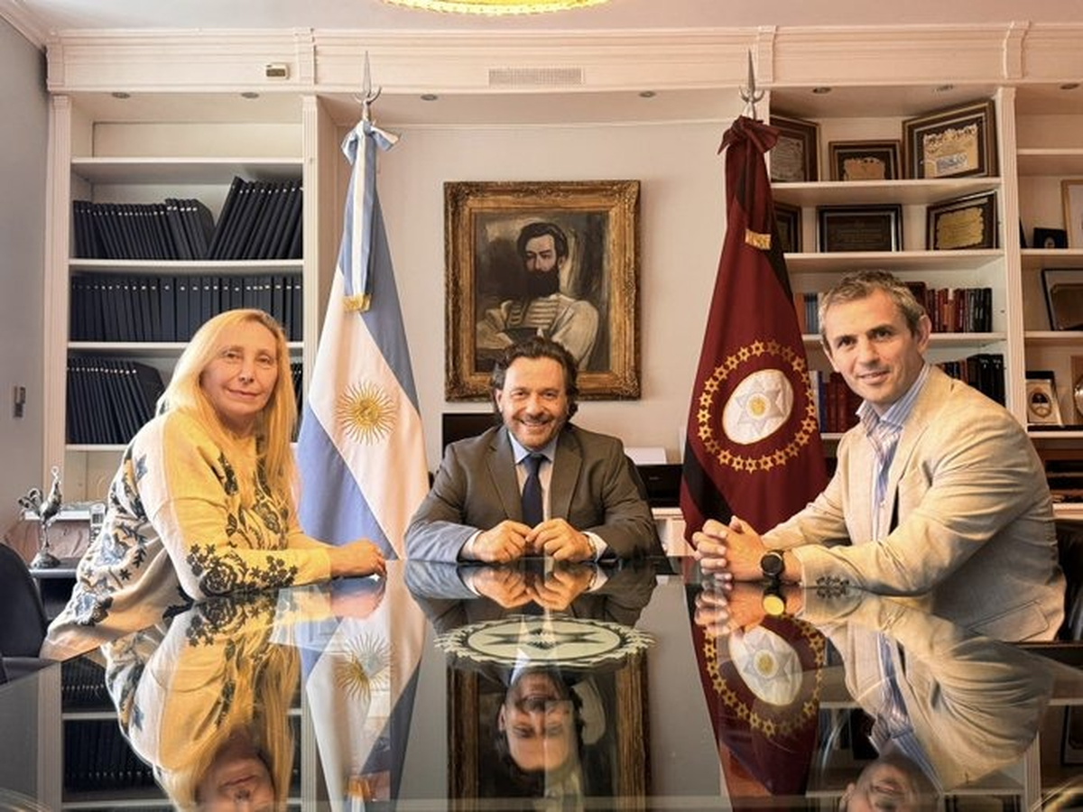 Gobernador Gustavo Sáenz con Karina Milei y Martín Menem Gobernador Gustavo Sáenz con Karina Milei y Martín Menem