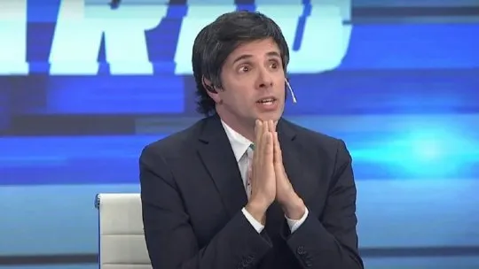 Roberto Funes Ugarte niega todo y habla de una operación en su contra. Roberto Funes Ugarte niega todo y habla de una operación en su contra.