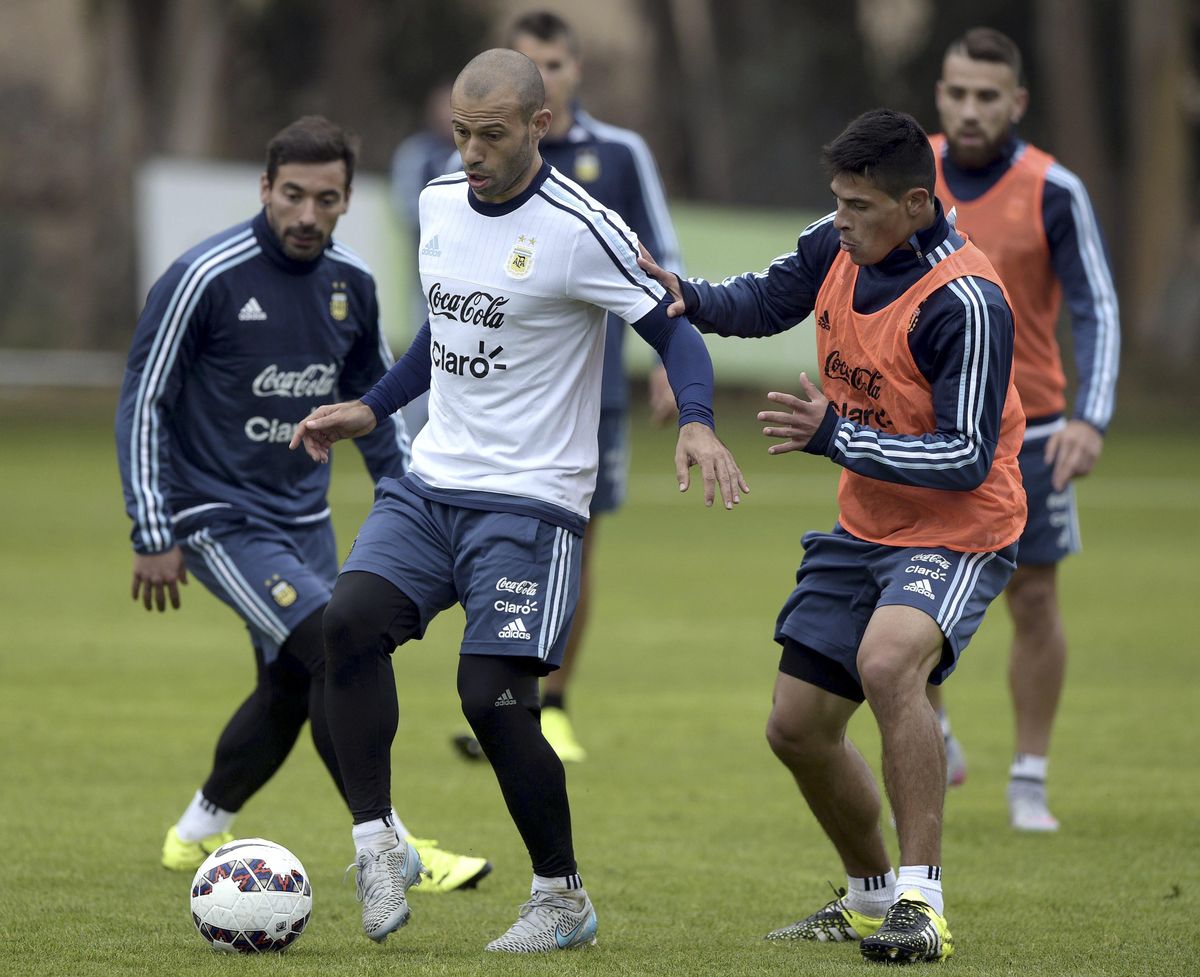 Facundo Roncaglia, en un entrenamiento con la Albiceleste Facundo Roncaglia, en un entrenamiento con la Albiceleste