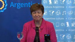 altText(Kristalina Georgieva embanderada en el 