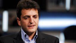 altText(“#Massa, tan creíble como un solista de Agapornis