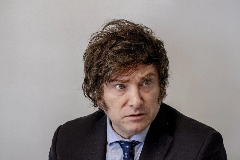 Javier Milei en versión moderada hace sospechar de puesta en escena...&nbsp;