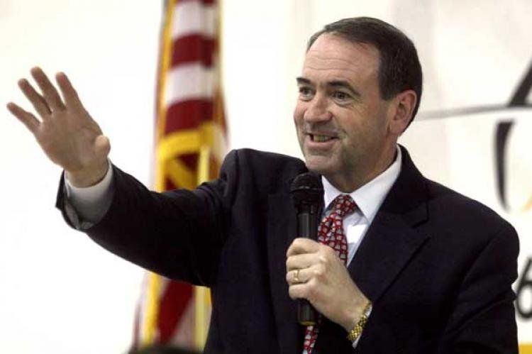 Mike Huckabee, extrañado por los pastores evangélicos de USA.