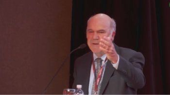 Bochorno: Sergio Iraeta, secretario de Agricultura, se enojó porque no lo aplaudían