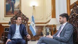 Reunión entre Maximiliano Pullaro y Gustavo Valdés.&nbsp;