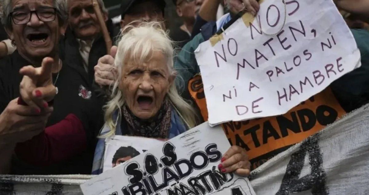 Alerta en el PAMI: Atrasos en pagos y deuda dejan en riesgo la salud de jubilados. Alerta en el PAMI: Atrasos en pagos y deuda dejan en riesgo la salud de jubilados.