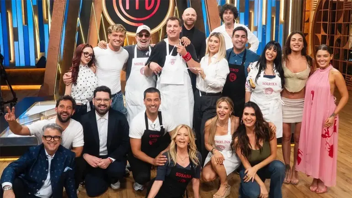 Un participante de MasterChef, convencido de que llegaba a la final, explotó tras su eliminación y gritó "acá hay arreglo". Además amenazó a Telefe con no asistir a la grabación decisiva. Un participante de MasterChef, convencido de que llegaba a la final, explotó tras su eliminación y gritó "acá hay arreglo". Además amenazó a Telefe con no asistir a la grabación decisiva.