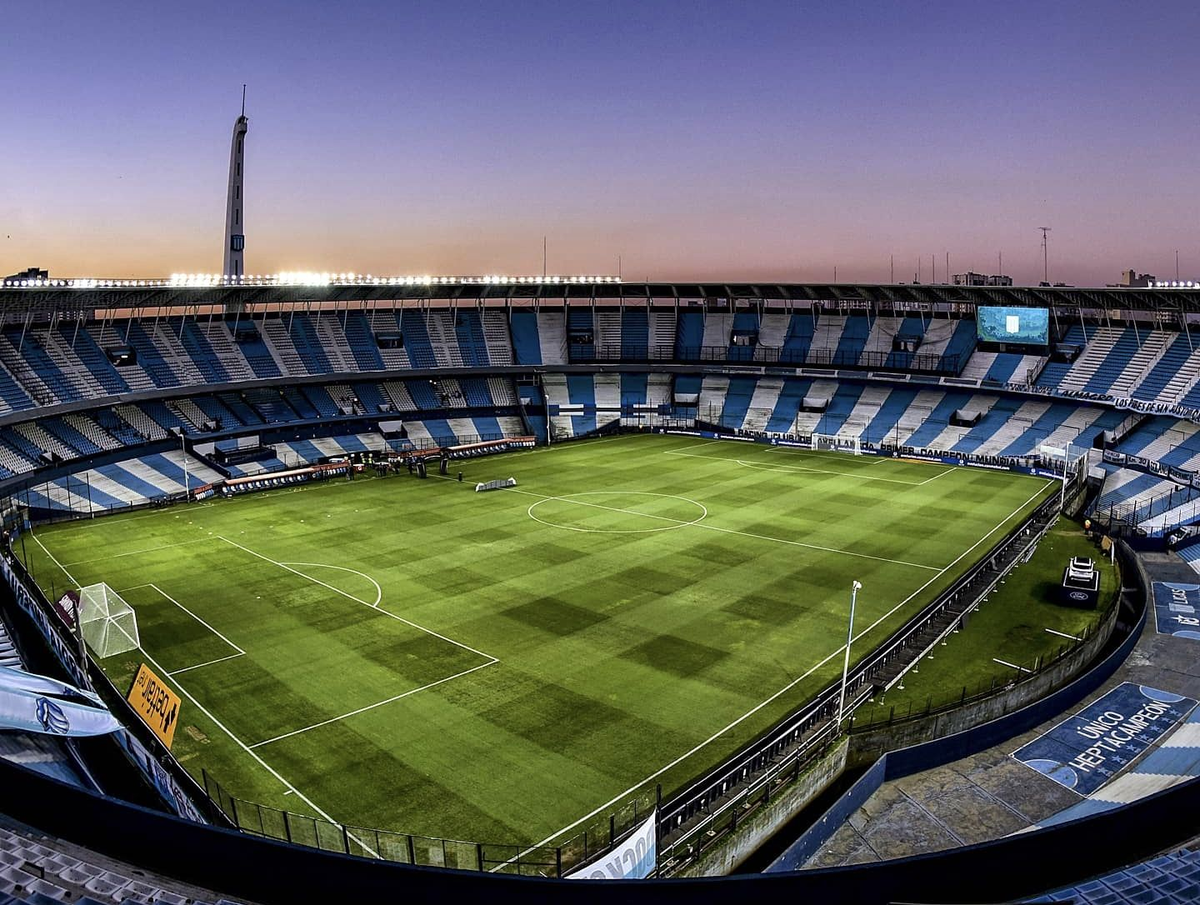 El CIlindro de Avellaneda estará en silencio por una sanción de Conmebol. El órgano rector del fútbol sudamericano multó a 'La Academia' por el uso de pirotecnia en el partido revancha de Copa Sudamericana ante Corinthians. El CIlindro de Avellaneda estará en silencio por una sanción de Conmebol. El órgano rector del fútbol sudamericano multó a 'La Academia' por el uso de pirotecnia en el partido revancha de Copa Sudamericana ante Corinthians.