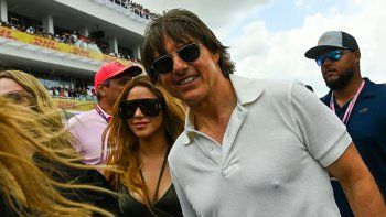 Para Shakira, Tom Cruise es amigo: El que verdaderamente le estaría tirando los galgos es Maluma Para Shakira, Tom Cruise es amigo: El que verdaderamente le estaría tirando los galgos es Maluma