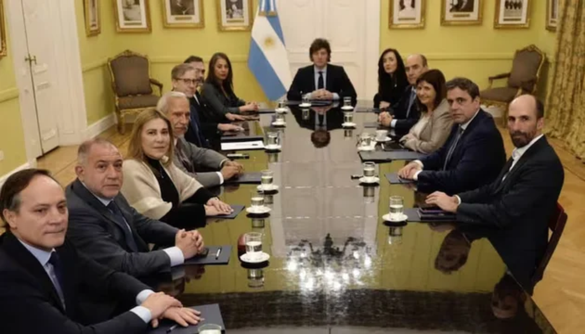 Marco de coincidencias y negociaciones para tratar cuestiones de peso en la gestión Milei Marco de coincidencias y negociaciones para tratar cuestiones de peso en la gestión Milei