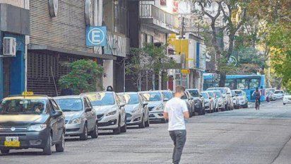 Una empleada doméstica robó 100 mil dólares, compró  autos, viajó a Disney, pero no irá presa