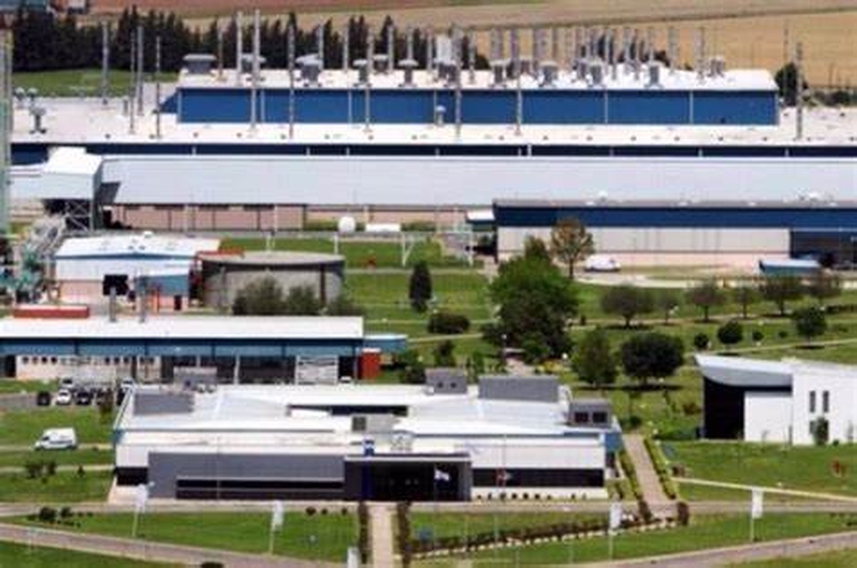 General Motors también está vinculado. General Motors también está vinculado. 