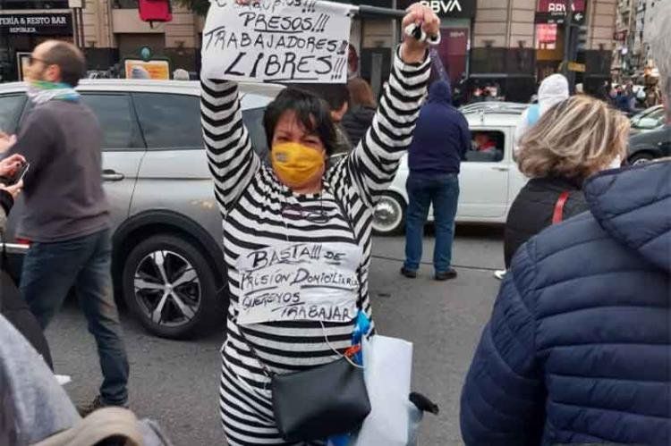 Anticuarentena en el Obelisco porteño, el sábado 30/05.