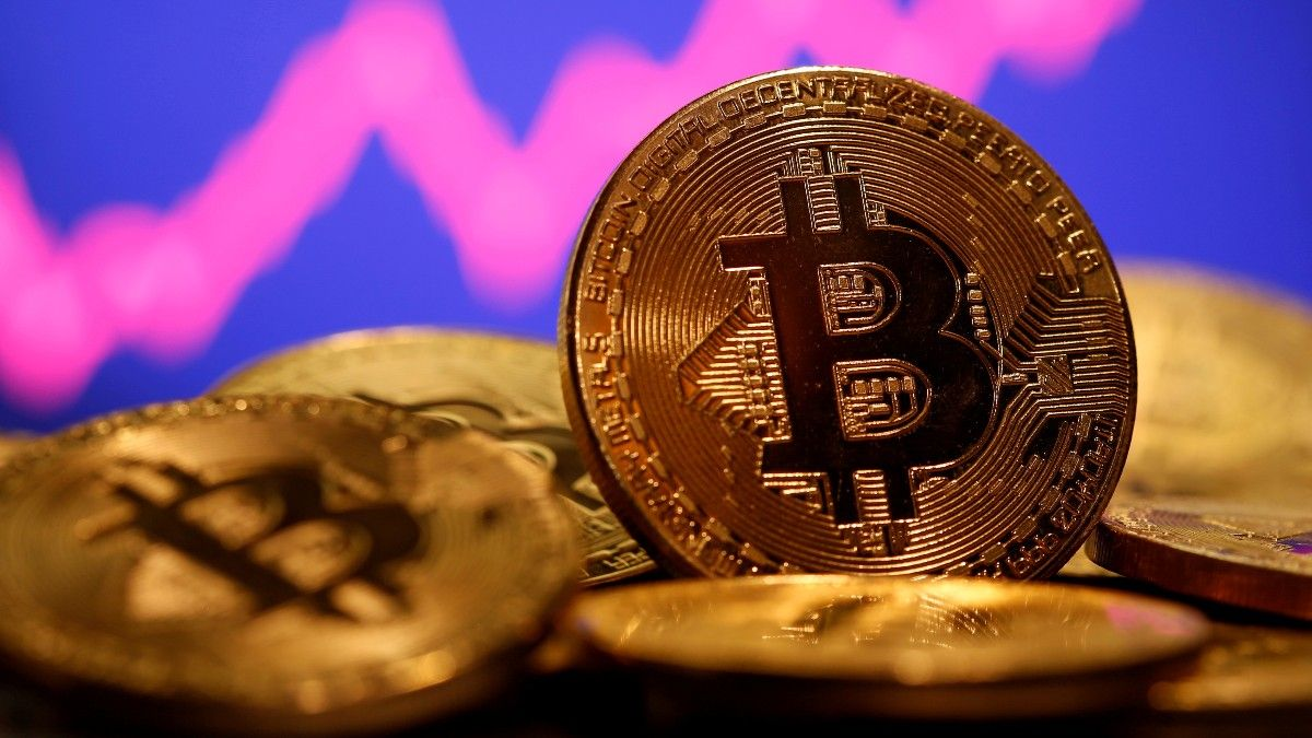 Bitcoin: ¿Por qué debes invertir en esta popular moneda digital?