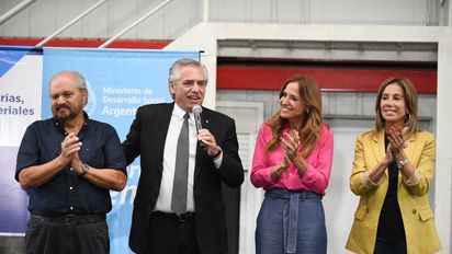 Alberto Fernández y Tolosa Paz salieron de gira (sin Massa)