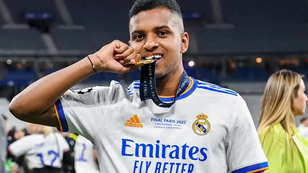 El atacante de 22 años hace historia en el Real Madrid
