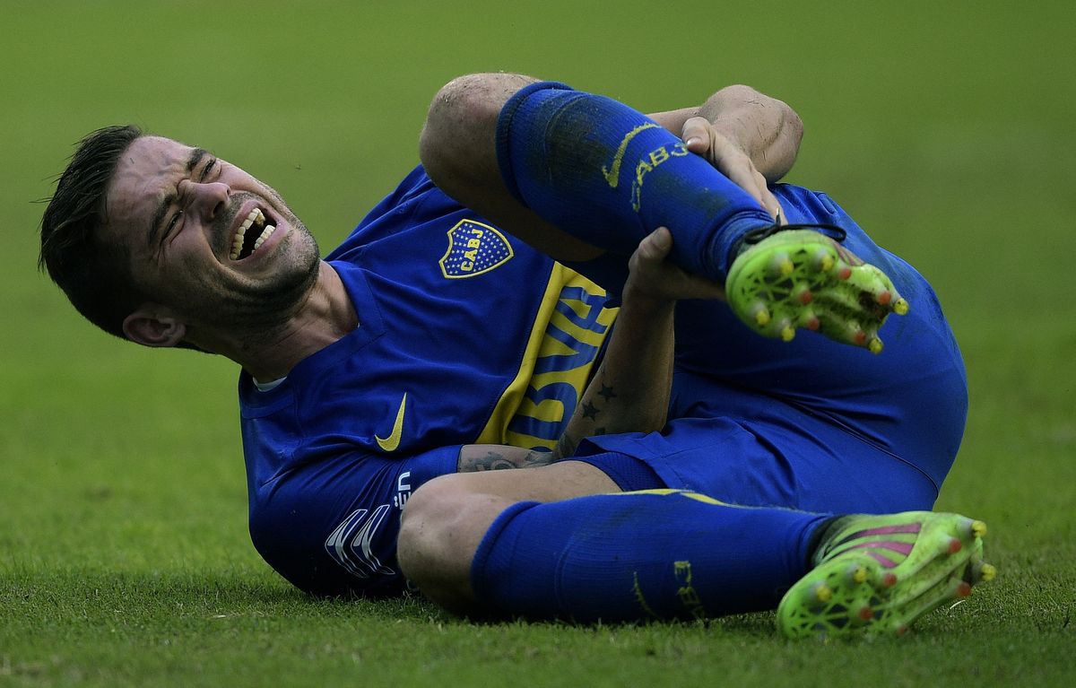 El 'talón de Aquiles' de Fernando Gago: las lesiones. (Foto: AFP).