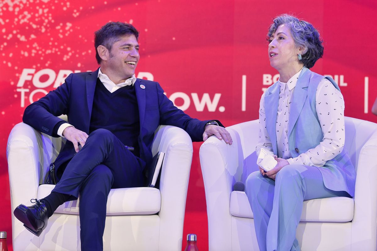 Axel Kicillof y Alejandra Bravo, concejal de Toronto, Canadá. Axel Kicillof y Alejandra Bravo, concejal de Toronto, Canadá.