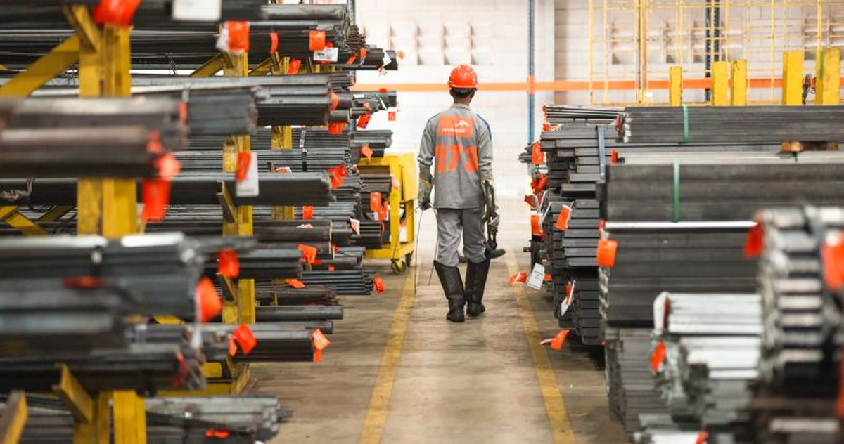 Paro por tiempo indeterminado. Paro por tiempo indeterminado.