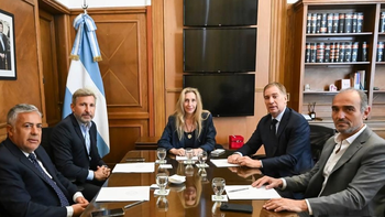 Gobernadores con Karina Milei, Diego Santilli y Lule Menem Gobernadores con Karina Milei, Diego Santilli y Lule Menem
