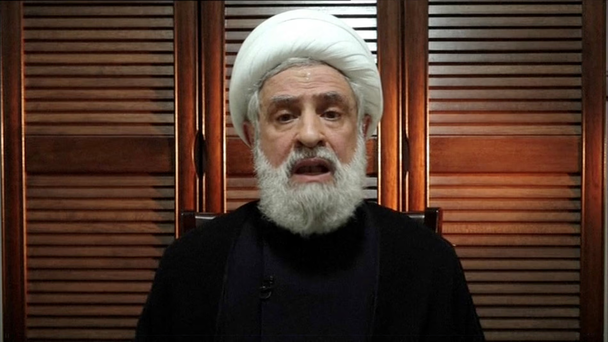 El líder adjunto de Hezbollah, Naim Qassem, prometió seguir luchando. El líder adjunto de Hezbollah, Naim Qassem, prometió seguir luchando.