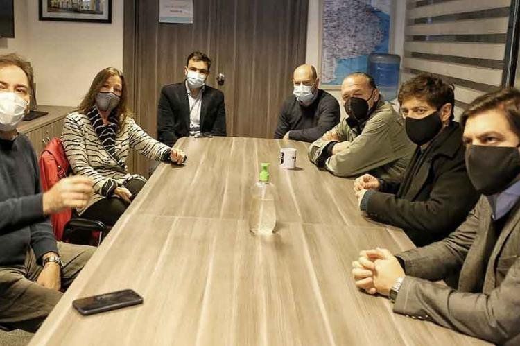 Reunión de Kicillof con Sabina Frederic y Sergio Berni.