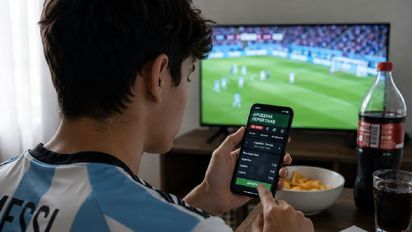 El otro partido del Mundial: Crecen las consultas por ludopatía juvenil
