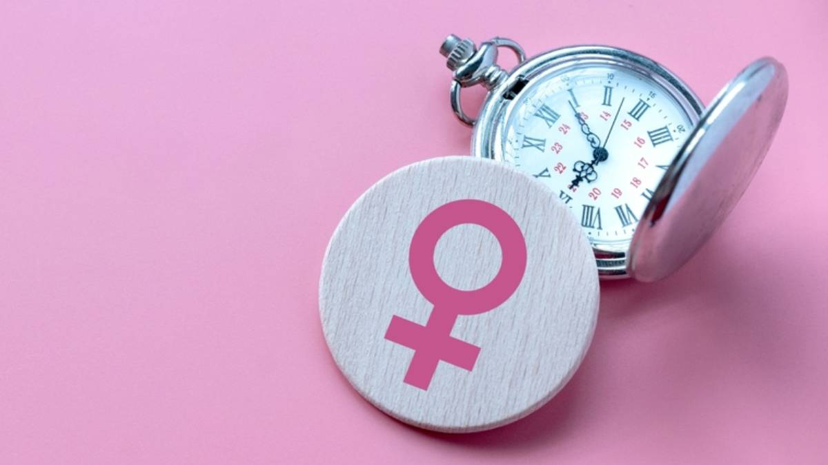 La menopausia es el proceso natural que atraviesan las mujeres generalmente entre los 45 y los 55 años y que resulta en el fin de la fertilidad. Debido a los tabúes que todavía existen, muchas mujeres deciden atravesar este proceso en silencio. La menopausia es el proceso natural que atraviesan las mujeres generalmente entre los 45 y los 55 años y que resulta en el fin de la fertilidad. Debido a los tabúes que todavía existen, muchas mujeres deciden atravesar este proceso en silencio. 